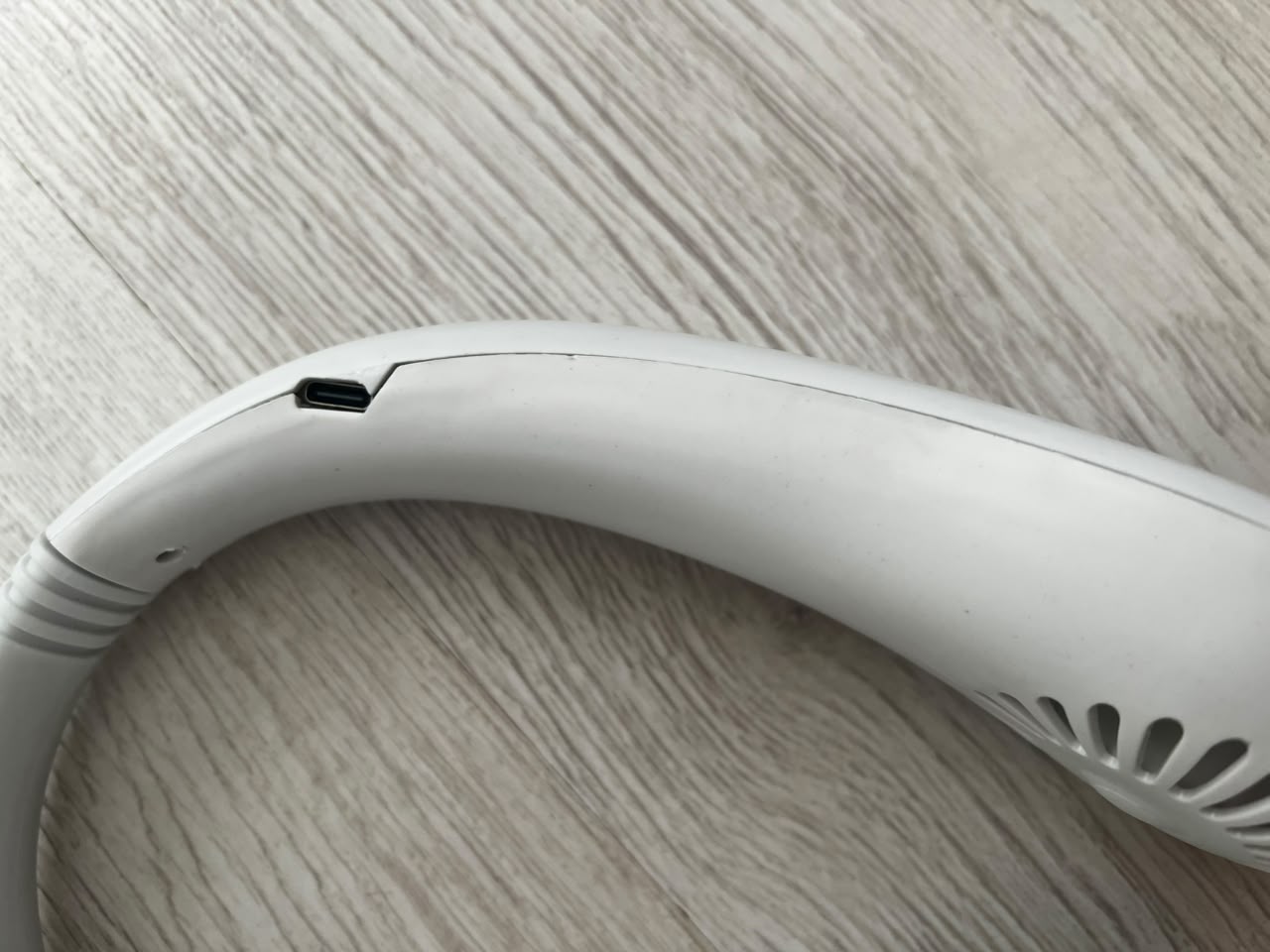 Rechargeable Neck Air Cooler