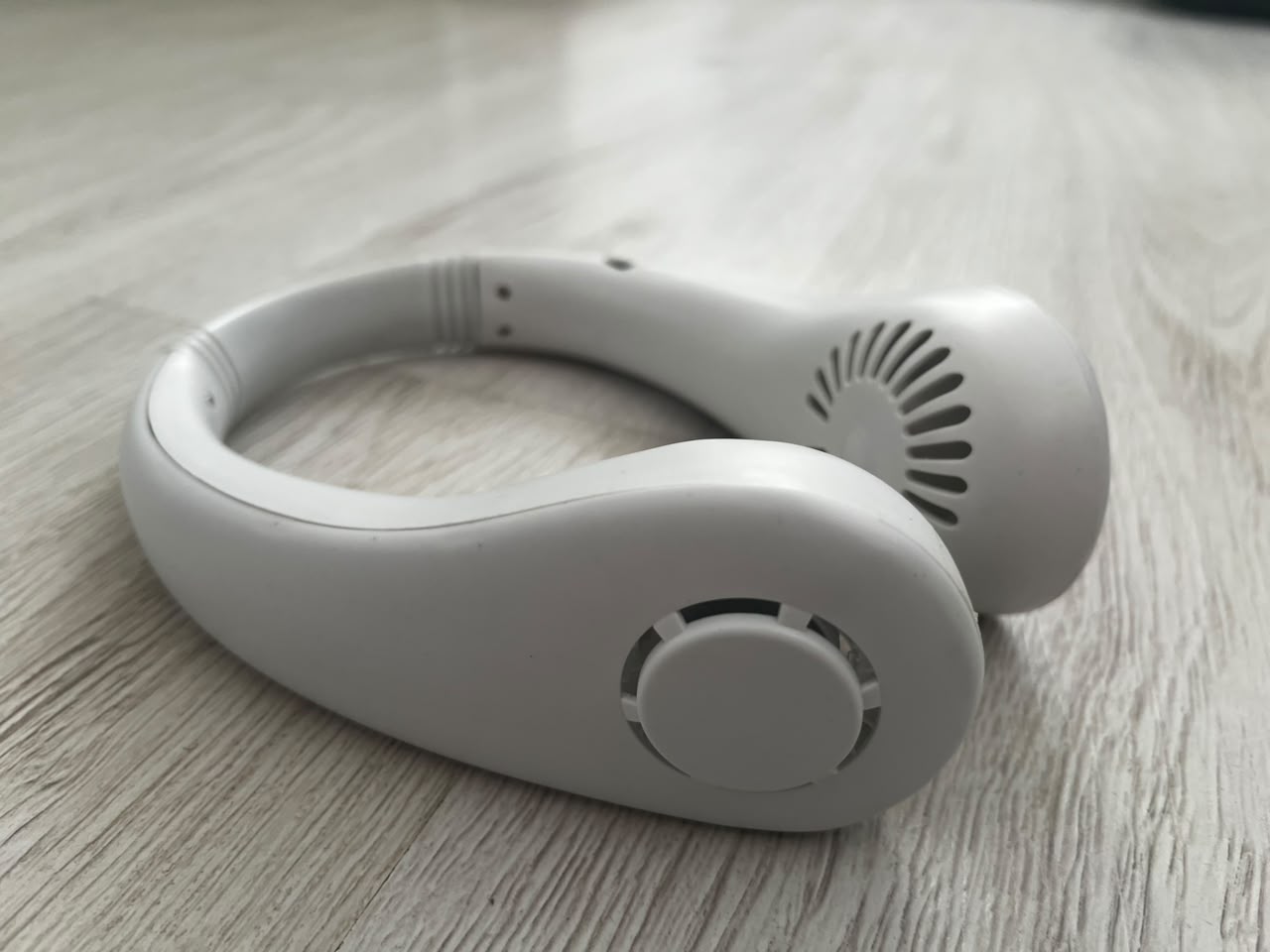 Rechargeable Neck Air Cooler